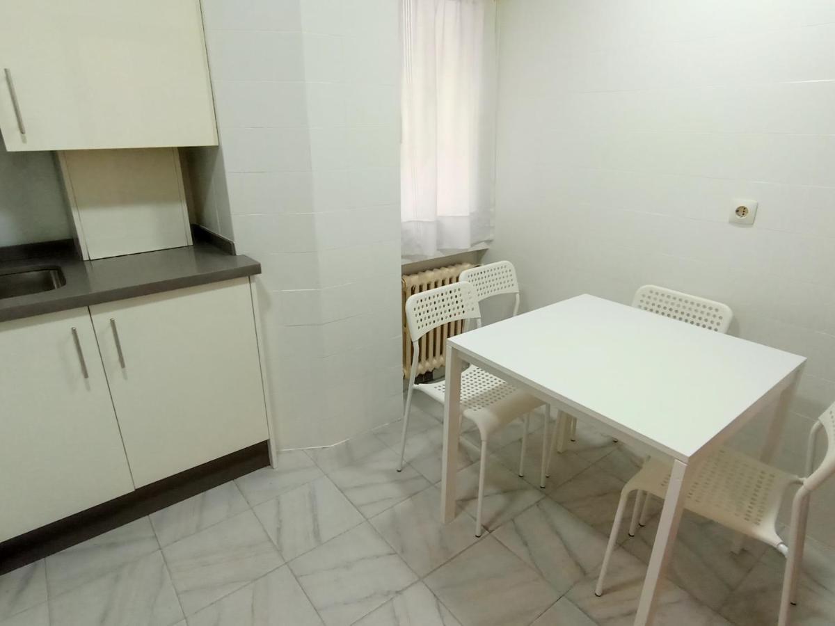 Apartamento Tito Oviedo 621A Extérieur photo